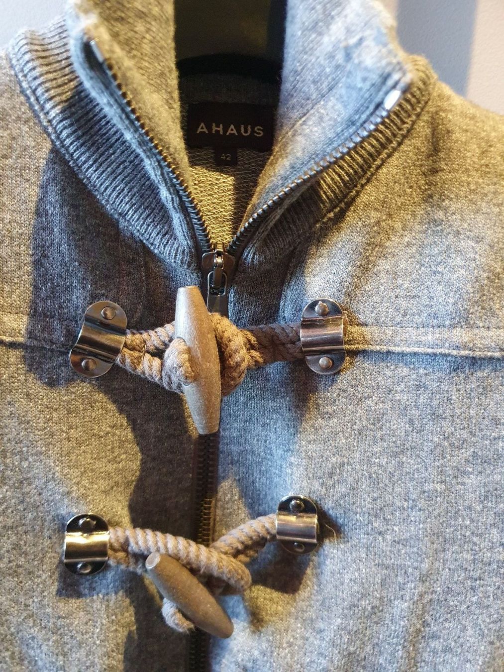 Jacken: Strickjacke von Ahaus – Gebraucht aus Küsnacht ZH von ch_schweiz 1