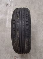 Ein neuer/alter Sommerreifen 225/60R17