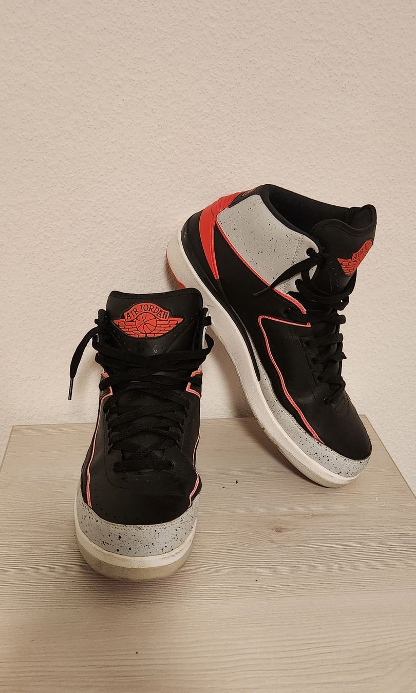 Jordan Scarpe da uomo: Jordan 2 Retro – Usato da Winterthur venduto da SneakersLeo 2