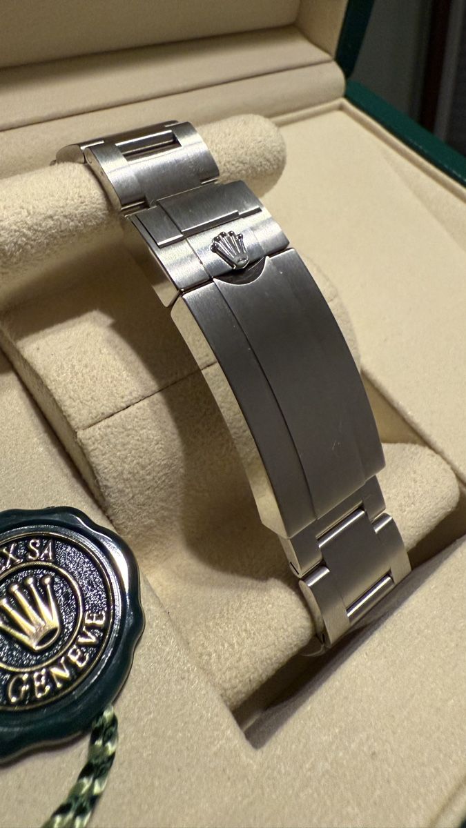 Rolex Orologi: Rolex Submariner Date Black 41mm 2025 – Nuovo (secondo la descrizione) da Muri b. Bern venduto da zesy01 6