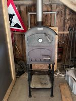 Ramster Flammkuchenofen massiv auf Rollengestell