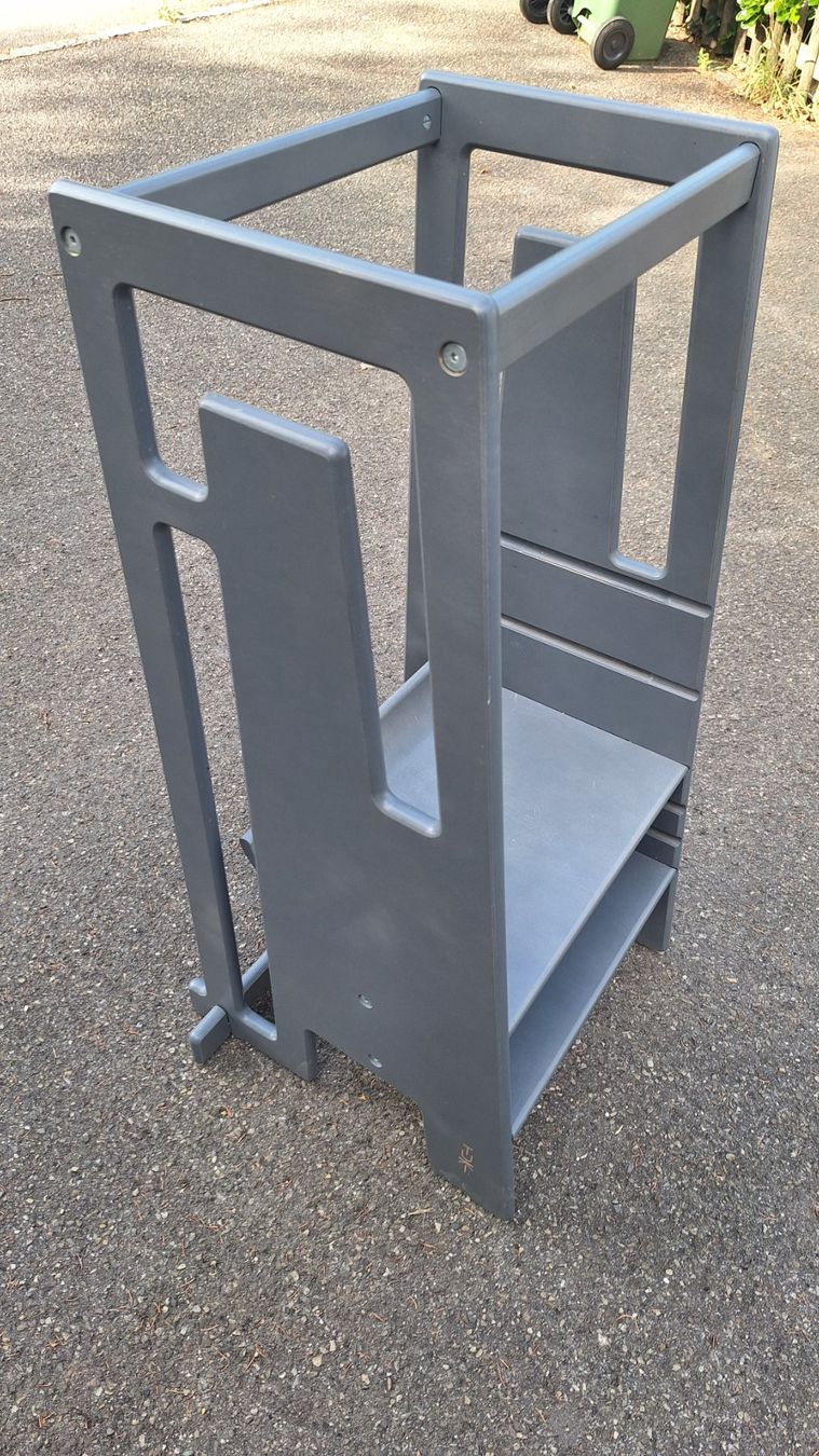 Hochstühle: Tuki® Learning Tower Greywash – Gebraucht aus Brügg BE von gordis