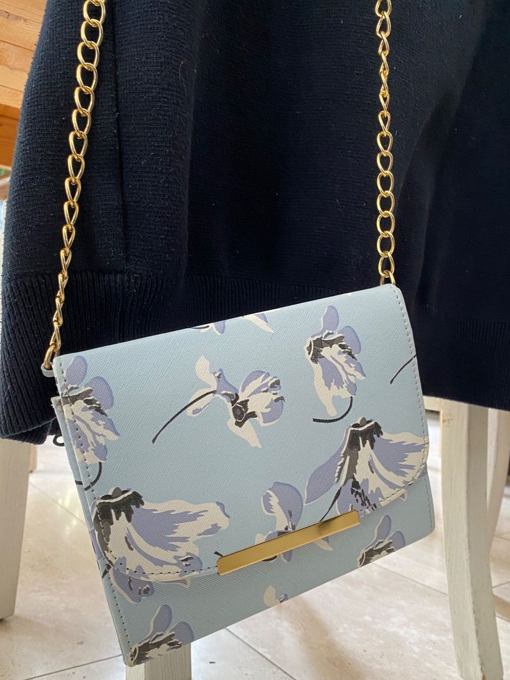 Borse da donna: Handtasche hellblau Hartbox – Nuovo (secondo la descrizione) da Bourguillon venduto da Jemalu