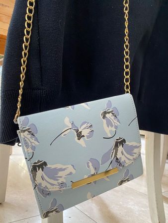 Handtasche hellblau Hartbox