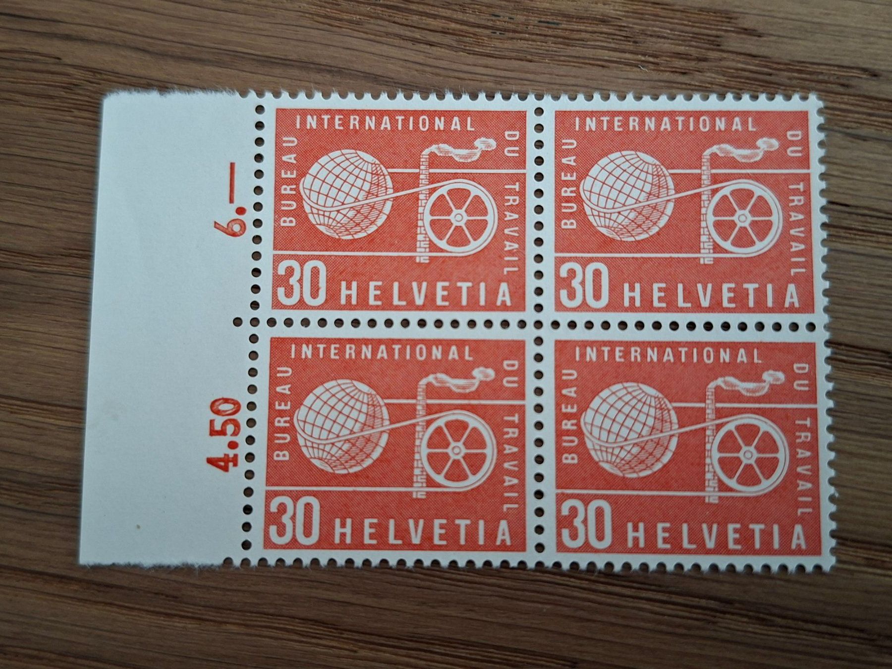 Tutti i francobolli: Dienstmarken: 4er Blocks: BIT – Nuovo (secondo la descrizione) da Hinterkappelen venduto da 1399 3