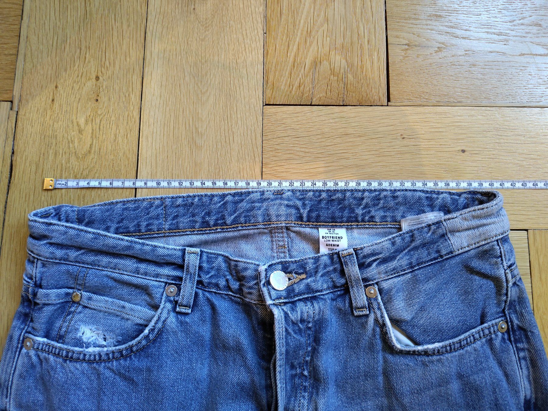 H&M Jeans: Jeans – Usato da Bern venduto da Linii 2