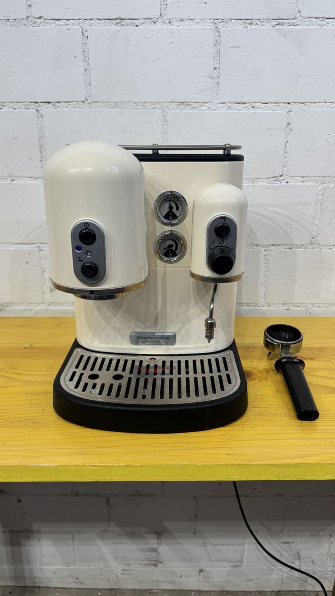 Kitchenaid Macchine per caffè & Macchine per espresso: Kolben Kaffeemaschine Kitchen Aid Artisan – Usato da Wallisellen venduto da ocz_t6fv