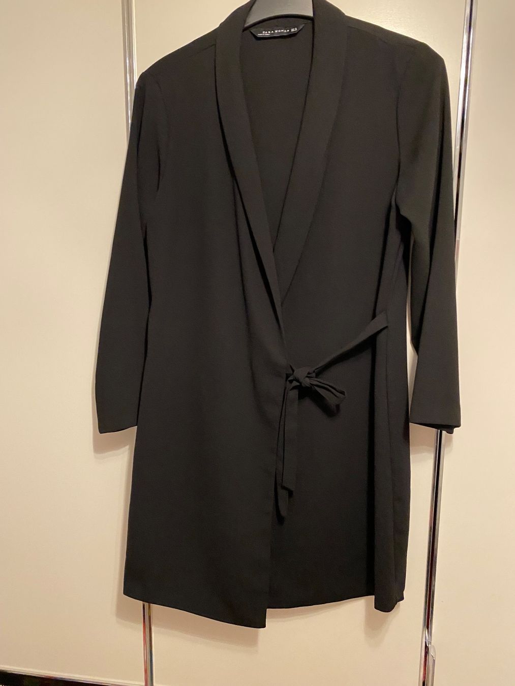 Zara Giacche: Damen Übergangsjacke vonZARA gr.M – Usato da Pfungen venduto da Sheki56