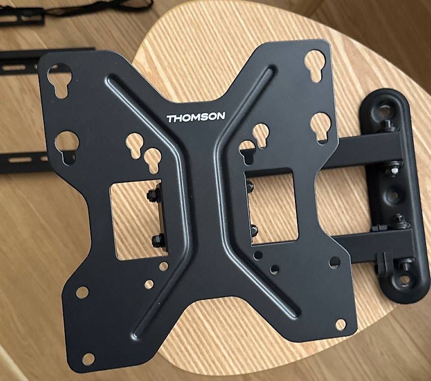 Staffa per monitor: Bras d'écran/TV – Usato da Bevaix venduto da Ky714n 1