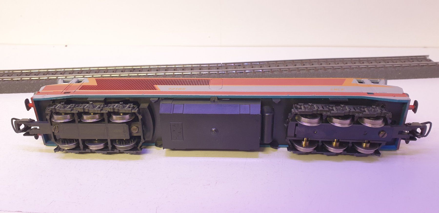 Lima Modellini di ferrovie: Lima SNCF 72105 Lokomotive H0/DC – Usato da Neuenhof venduto da ludovicco 6