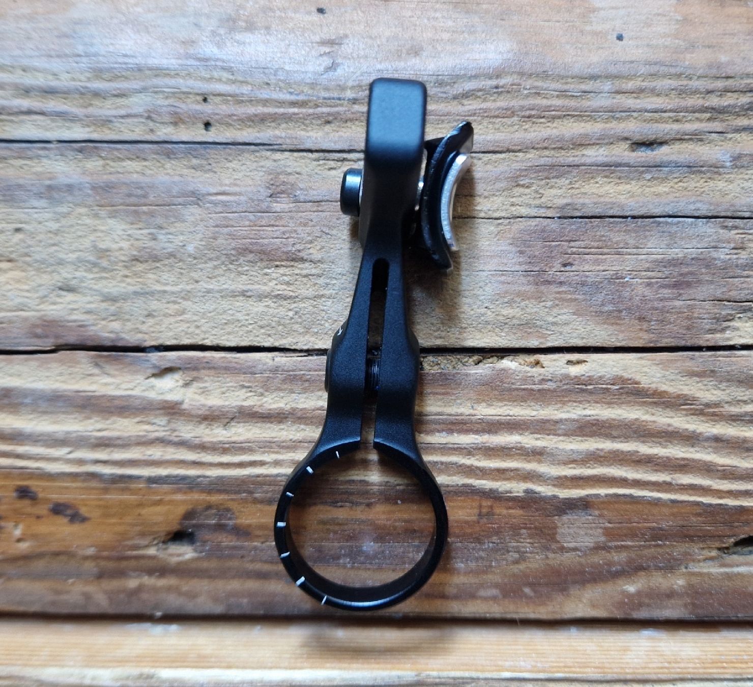 Sram Pezzi di ricambio: SRAM Klemmschelle für AXS POD Controller Links – Nuovo (secondo la descrizione) da Glattfelden venduto da AebiCycles 1