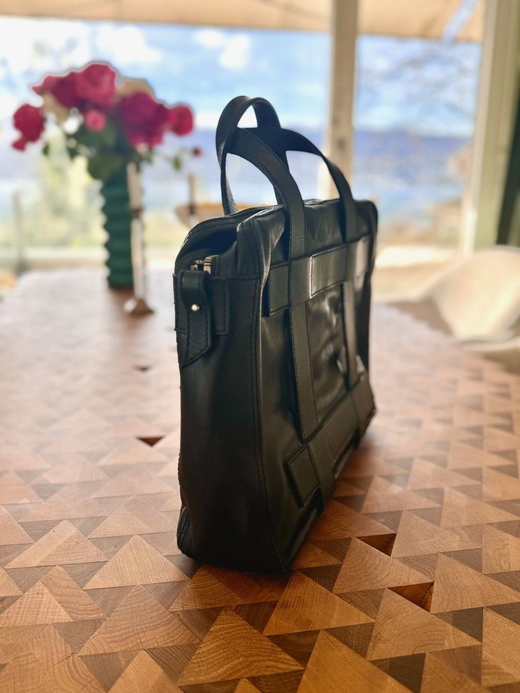 Koffer & Taschen: Designer-Aktentasche, Leder, schwarz -  Michaël Verheyden – Gebraucht aus Zürich von flowue 7