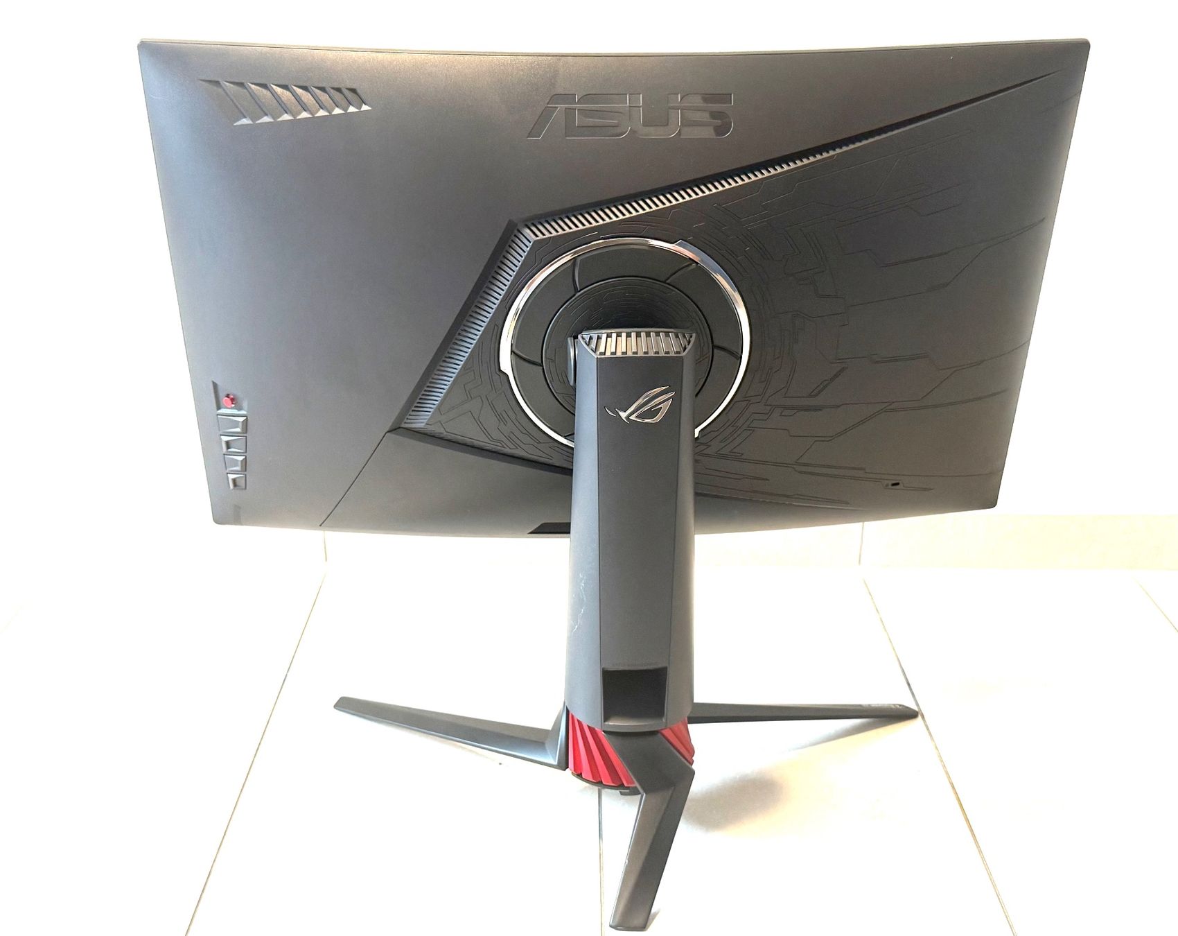 Asus Ecrans: ASUS ROG STRIX XG32VQR – D'occasion à Yverdon-les-Bains par Fijo-rc 4