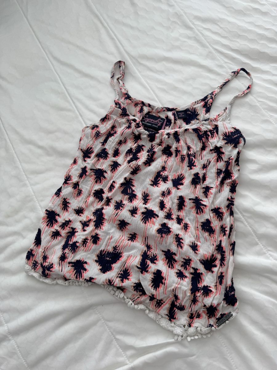 Superdry Top: Trägershirt von Superdry – Usato da Laufen venduto da AnnaBlunschi