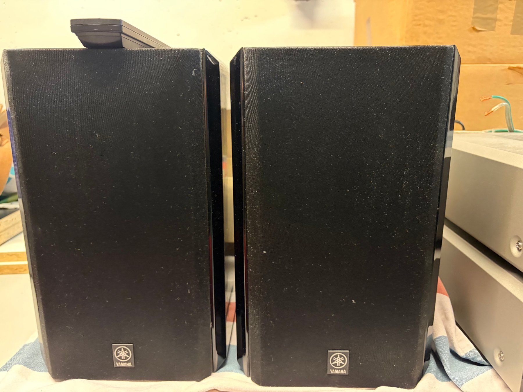 Yamaha Ricevitori: YAMAHA RX-E100 Receiver und CDX-E100 CD-Player – Usato da Würenlingen venduto da Tiptel172 1
