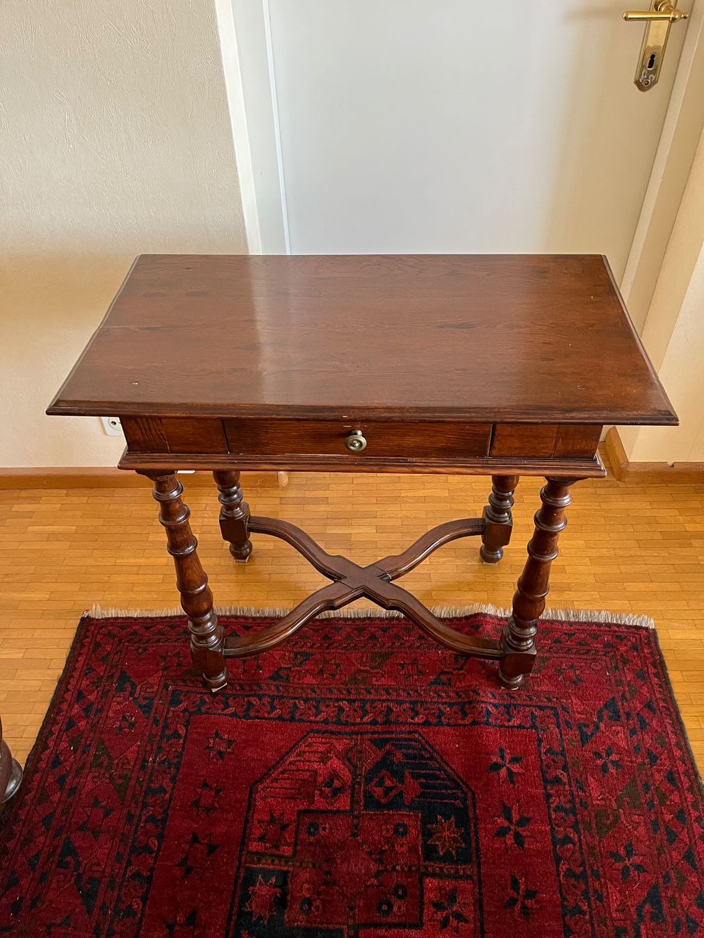 Tavoli: Table d'appoint / TV – Usato da Romanel-s-Lausanne venduto da Galveston