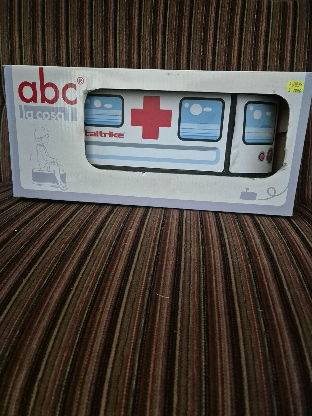 Spielzeuge: Krankenwagen Rutsch mit den Beinen – Neu und originalverpackt aus Wettingen von mus_gsb5