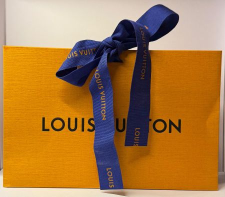 Louis Vuitton Geschenksverpackung - wie Papiertasche LV