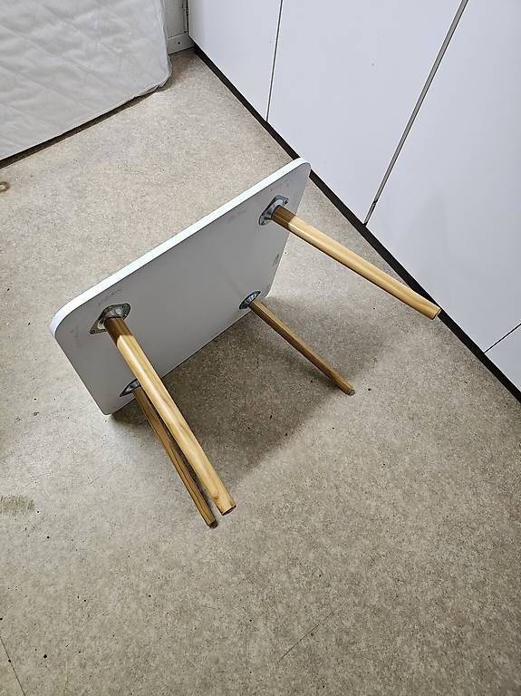 Tables: Salontisch – D'occasion à Münchenbuchsee par Bussistyle 1