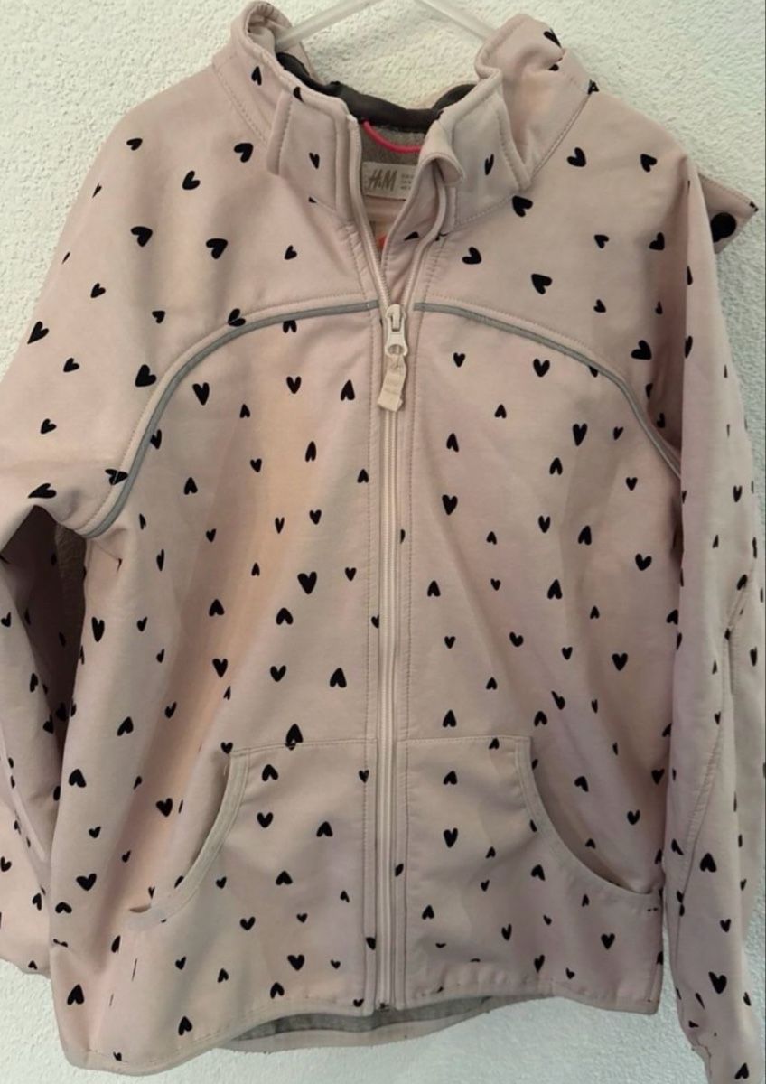 H&M Giacche & Cappotti: H&M Softshell Jacke, Gr. 140, Herzen - Top Zustand! – Nuovo (secondo la descrizione) da Freidorf TG venduto da nad_fxh7