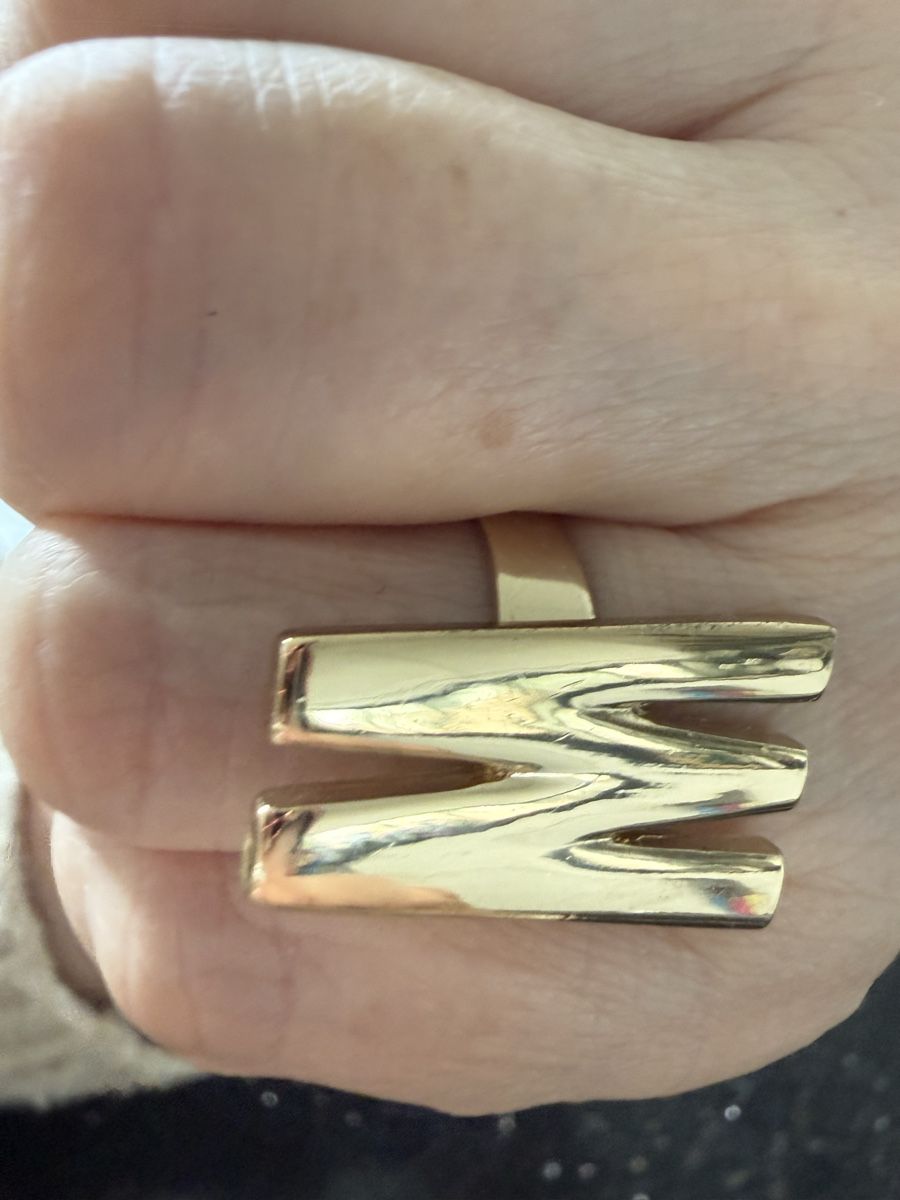 Anelli: Neuer goldfarbener Statement Ring im trendigen Design. – Nuovo (secondo la descrizione) da Lyss venduto da Sibella56