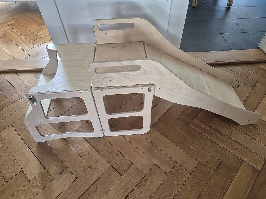 Hochstühle: Kinderrutsche von 2026 Montessori Lernturm – Gebraucht aus Basel von jul_hr8h