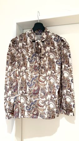 Langärmlige Bluse mit Print Grösse L NEU