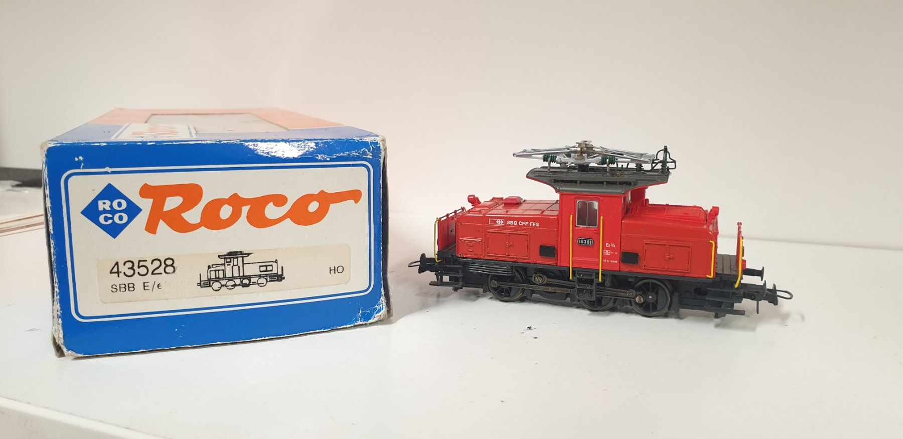 Roco Trains électriques: Roco SBB Ee3/3 H0/AC 43528 – D'occasion à Geroldswil par TopTrain54