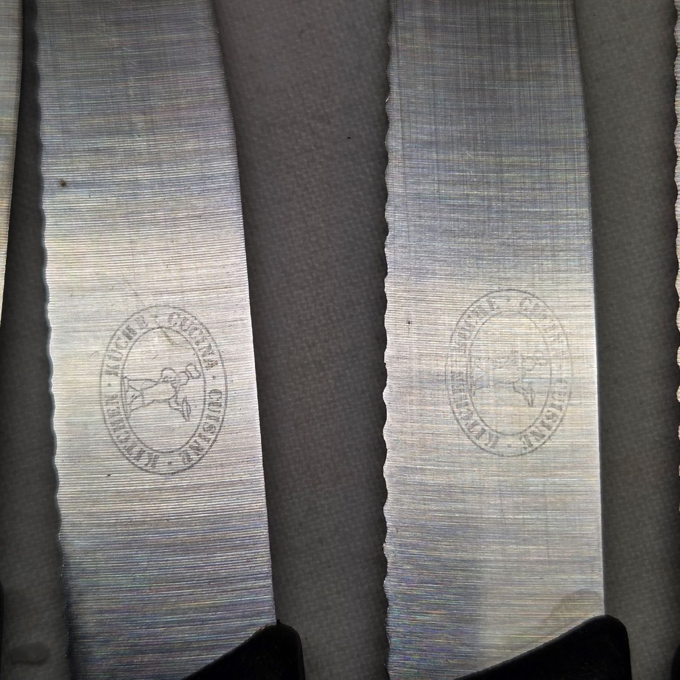 Messer: 12 Tolle scharfe Messer – Gebraucht aus Stans von Ducati16 4