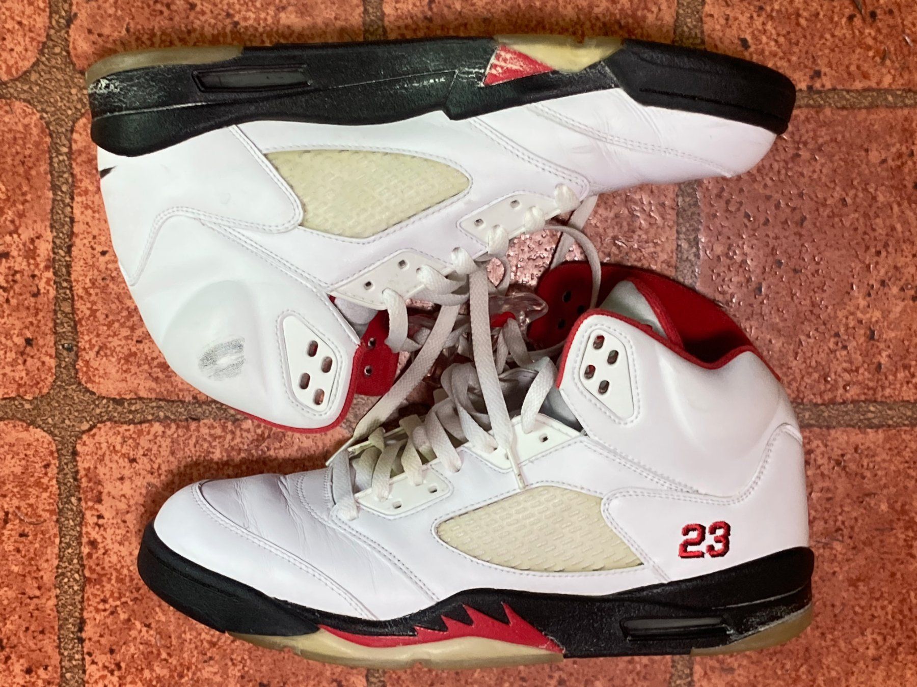Jordan Scarpe da uomo: 2008 jordan 5 fired red CDP Pack gr. 45/11us – Usato da Zürich venduto da le_souk 1
