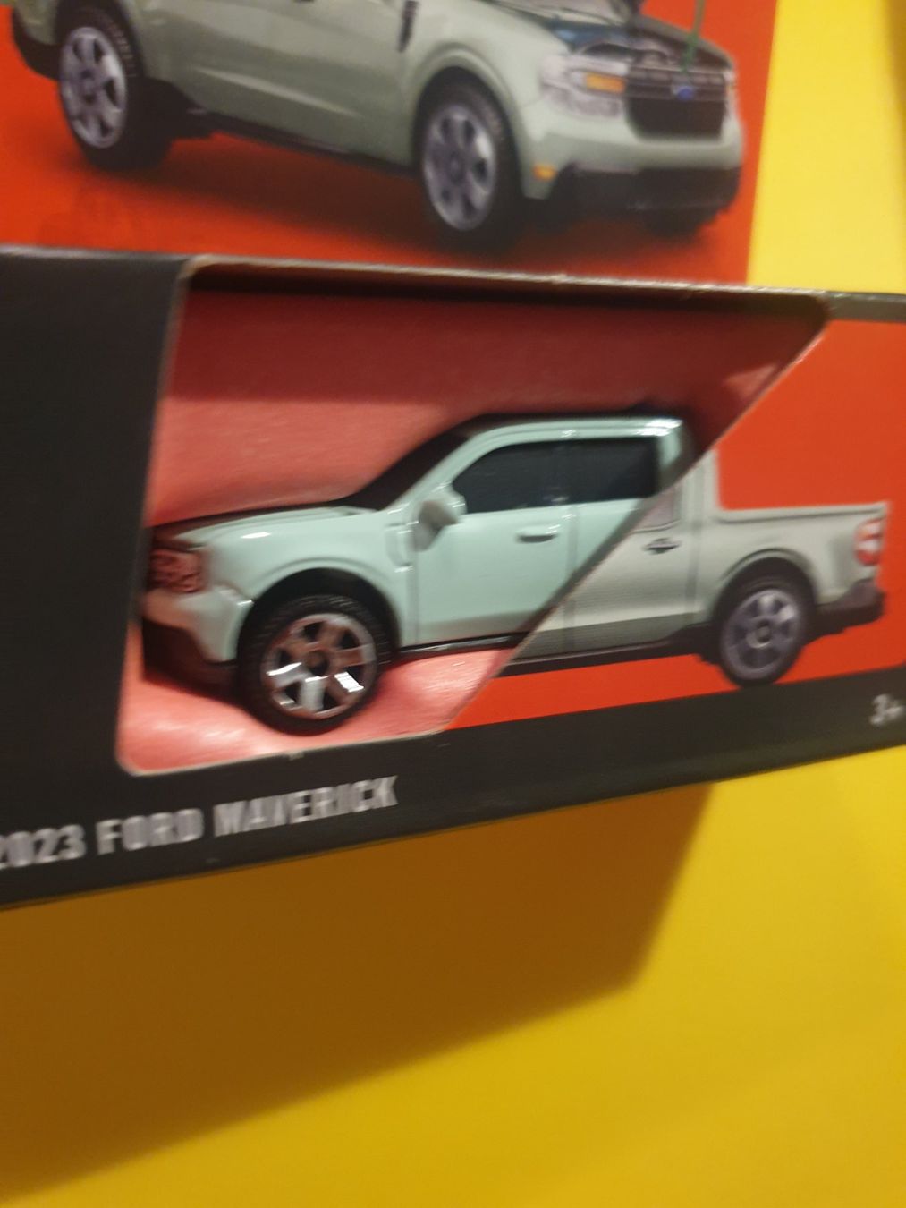 Matchbox Modellini d'auto: Matchbox 2023 FORD MAVERICK – Nuovo e nell'imballaggio originale da Oftringen venduto da Rotor 2