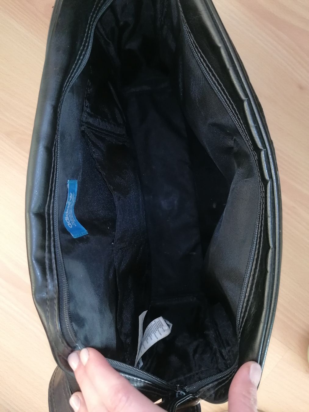 Adidas Borse: Adidas Tasche – Usato da Burgistein venduto da Dancer77 3