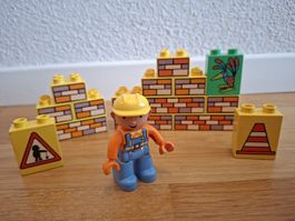 LEGO Duplo Bob der Baumeister mit Backsteinen