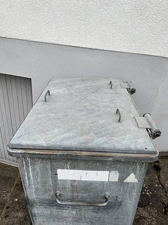 Altro per Ufficio & Commercio: Abfallcontainer – Usato da Niederhelfenschwil venduto da adler2011 3