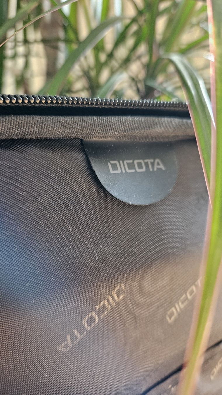 Borse: Laptoptasche Dicota 40 x 29 x 7 cm – Usato da Schaan venduto da car_wrv2 5