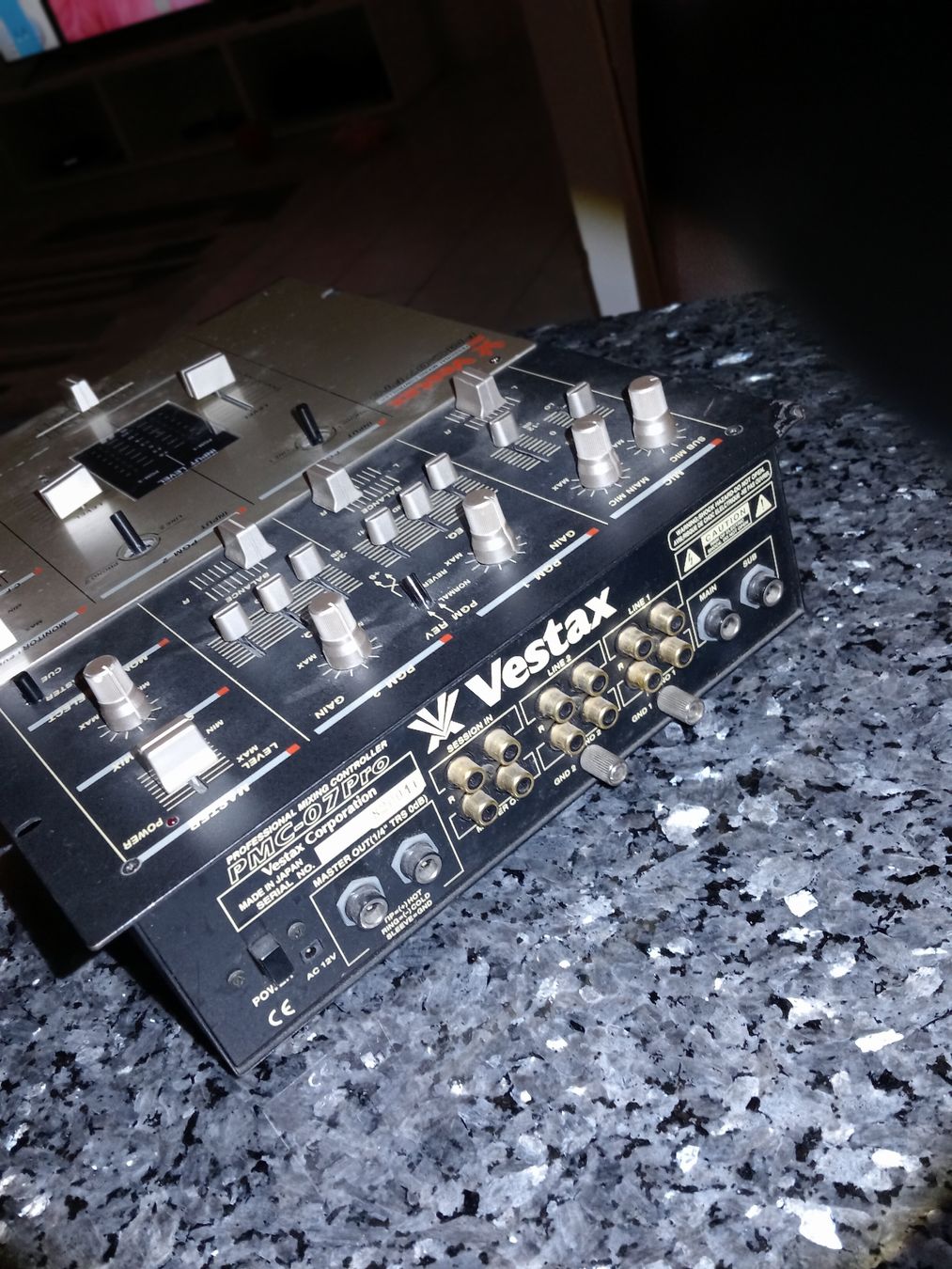 Vestax Mischpulte: Vestax mixer – Gebraucht aus Biel/Bienne von ri-k2503 1