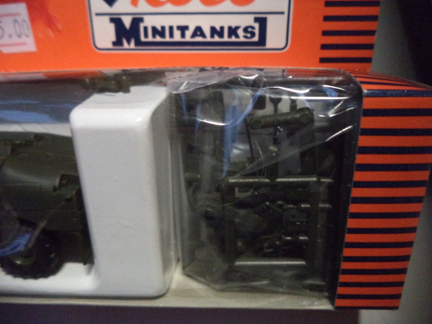 Modellbausätze & Standmodelle: Roco Minitanks M978 FUEL SERV.DRUCK – Neu (gemäss Beschreibung) aus Rieden AG von Wirth03 3