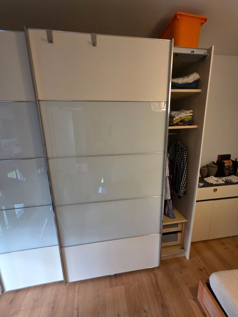 Armadi: Kleiderschrank – Usato da Zürich venduto da kiv_tnr6 2
