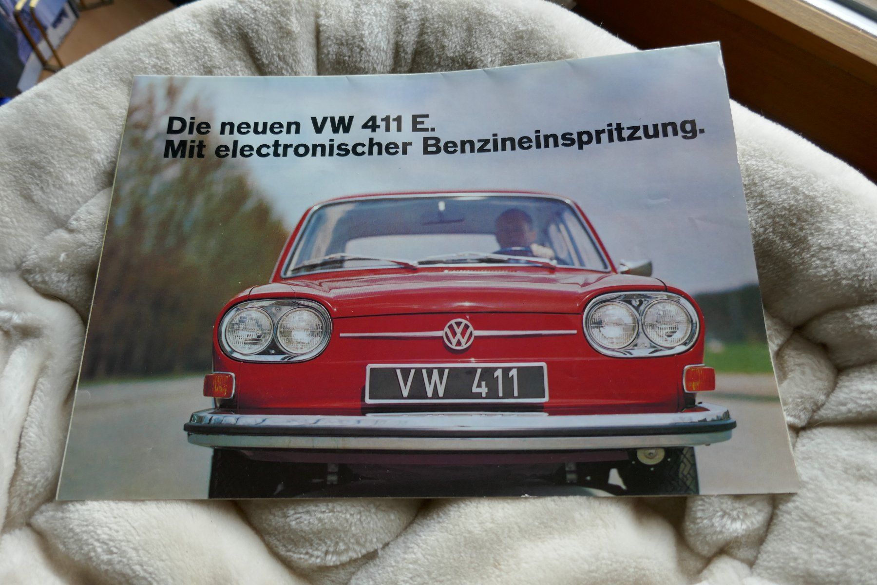 VW Documenti: VW 411 E   Faltprospekt – Nuovo (secondo la descrizione) da Madiswil venduto da ML911