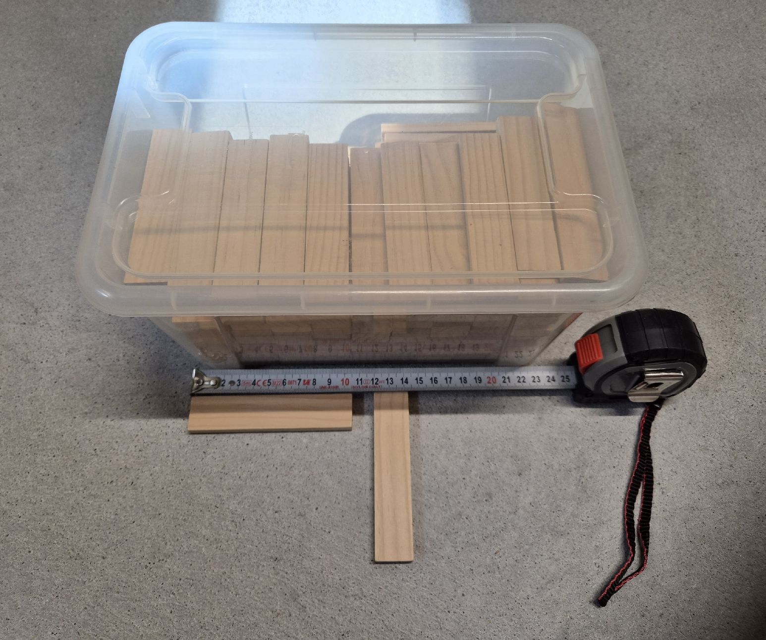 Giocattoli: Holzbausteine inkl. Box – Usato da Melchnau venduto da Rhabarber_98