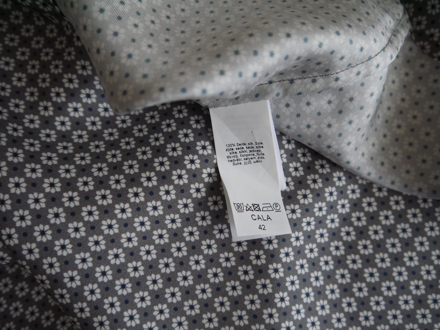 Van Laack Chemisiers: Von Laack Bluse aus 100 % Seide – D'occasion à Hagendorn par Blaf 3