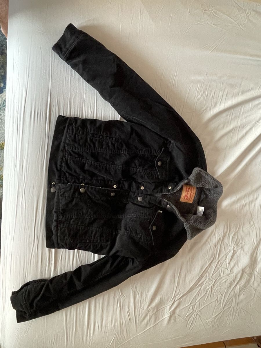 Levi's Giacche: Blouson noir Levis Denim – Nuovo (secondo la descrizione) da Thônex venduto da kar_kh5d