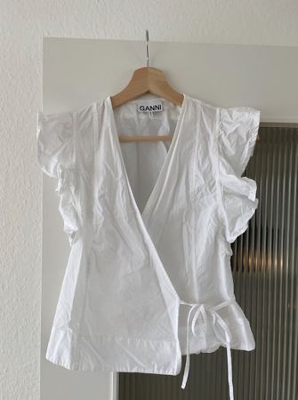 Ganni Wickelbluse Weiss Groesse 36 neuwertig