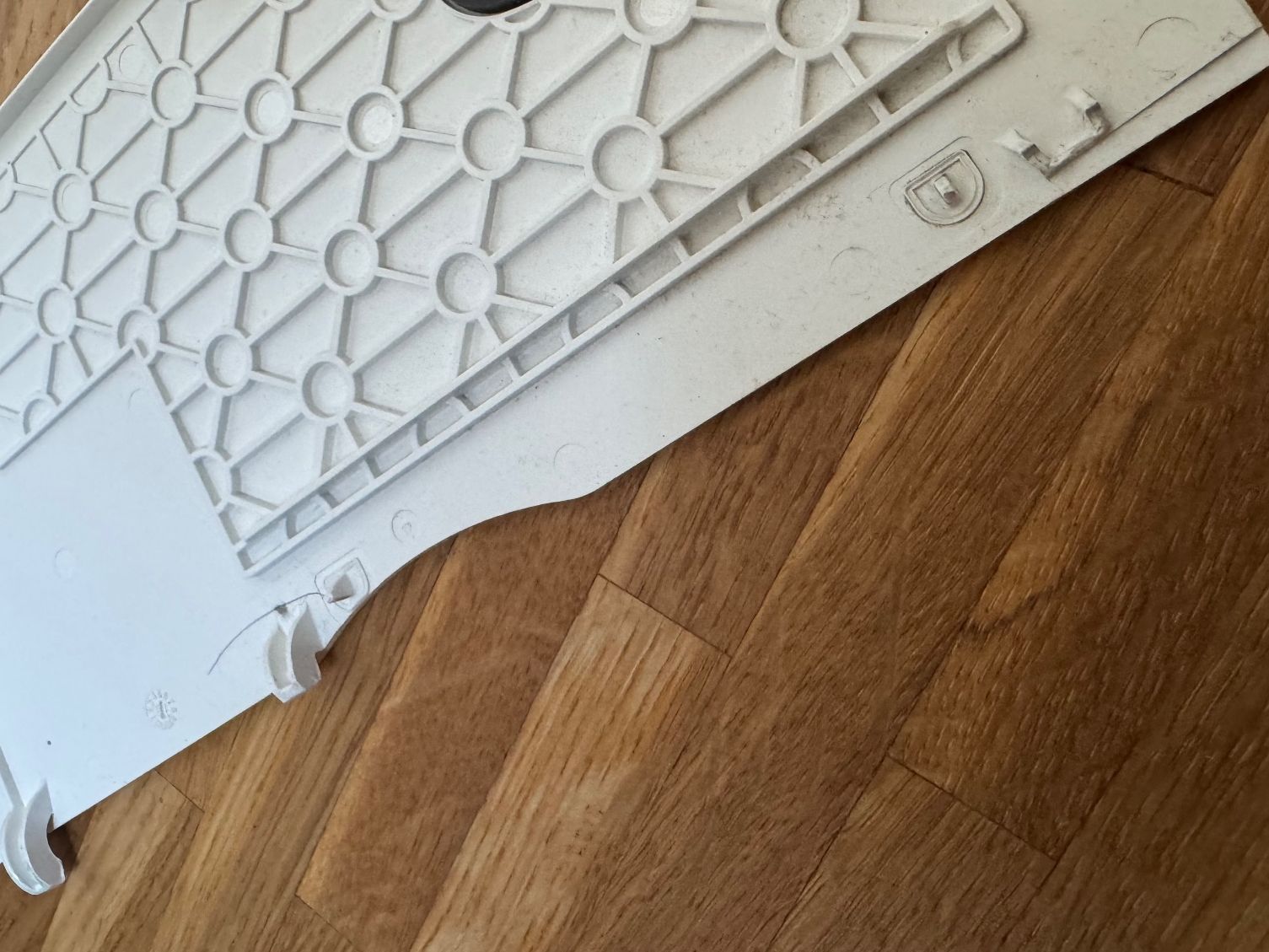 Vorwerk Aspirapolveri & Accessori: Saugroboter "Vorwerk Kobold" VR200 mit Station – Usato da Hünenberg venduto da fightlady 2