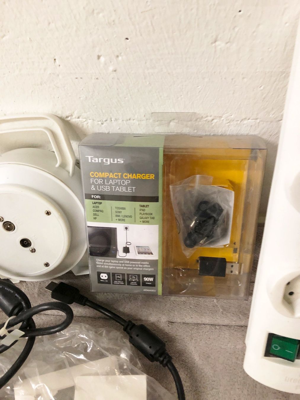 Spine: Elektrosachen alles zusammen – Usato da Glattbrugg venduto da Ariel012 4