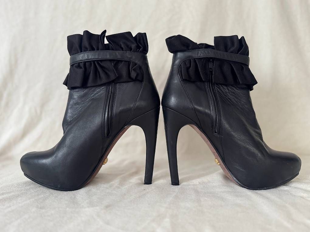 Navyboot Chaussures femmes: Lederstiefeletten gr. 39 Navyboot – D'occasion à Wettingen par ObradovicJelena 3