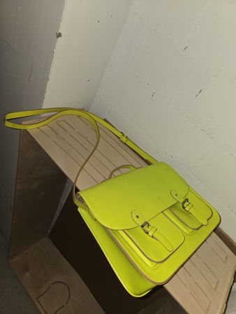 gelbgrüne Tasche