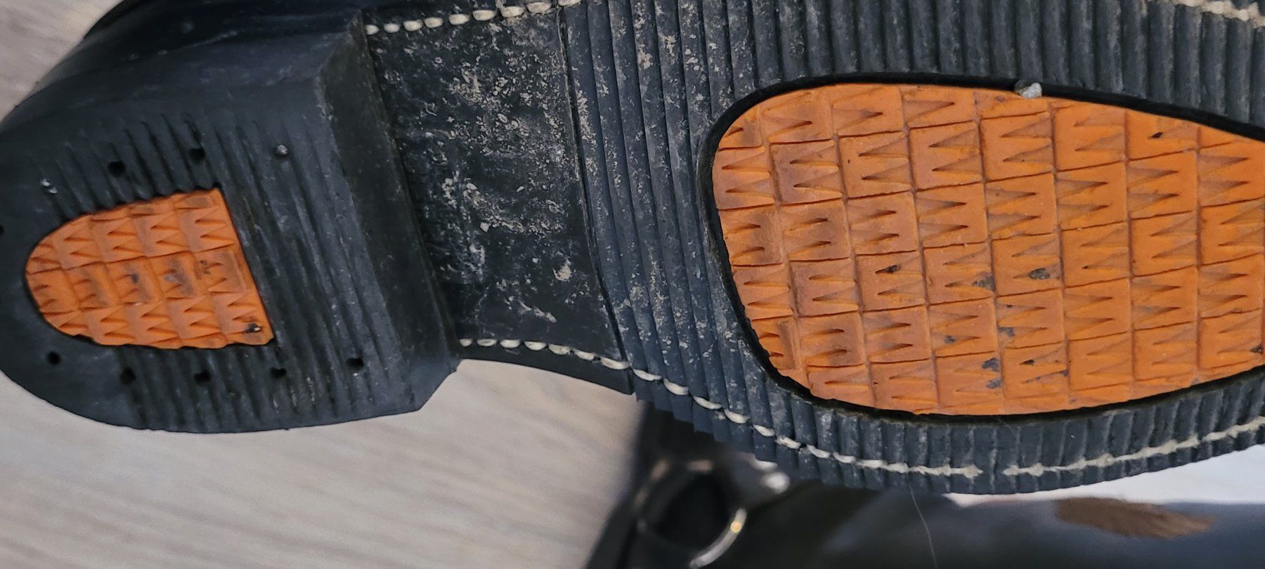 Harley-Davidson Scarpe da donna: Harley  Leder Stiefel mit Adler – Usato da St. Silvester venduto da misterdollar 2