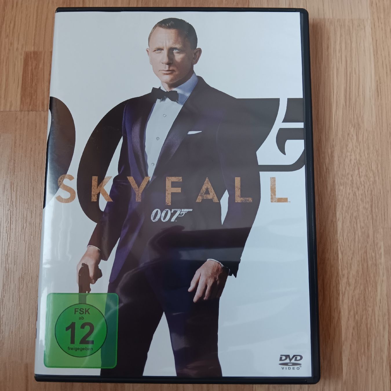 Tutti i DVDs: DVD Skyfall 007 – Nuovo (secondo la descrizione) da Chur venduto da chr_b2cn