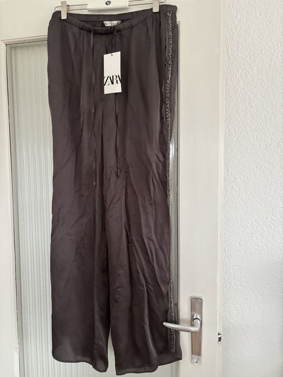Zara Pantaloni: Zara pantalon taille M neuf soie – Nuovo e nell'imballaggio originale da Brügg BE venduto da rah_mqh8